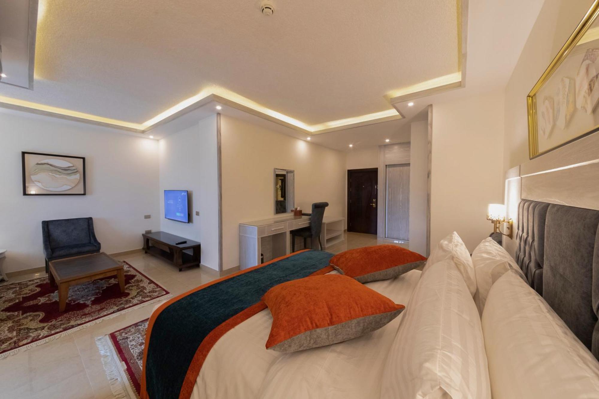 Petra Canyon Hotel Wadi Musa Exterior photo