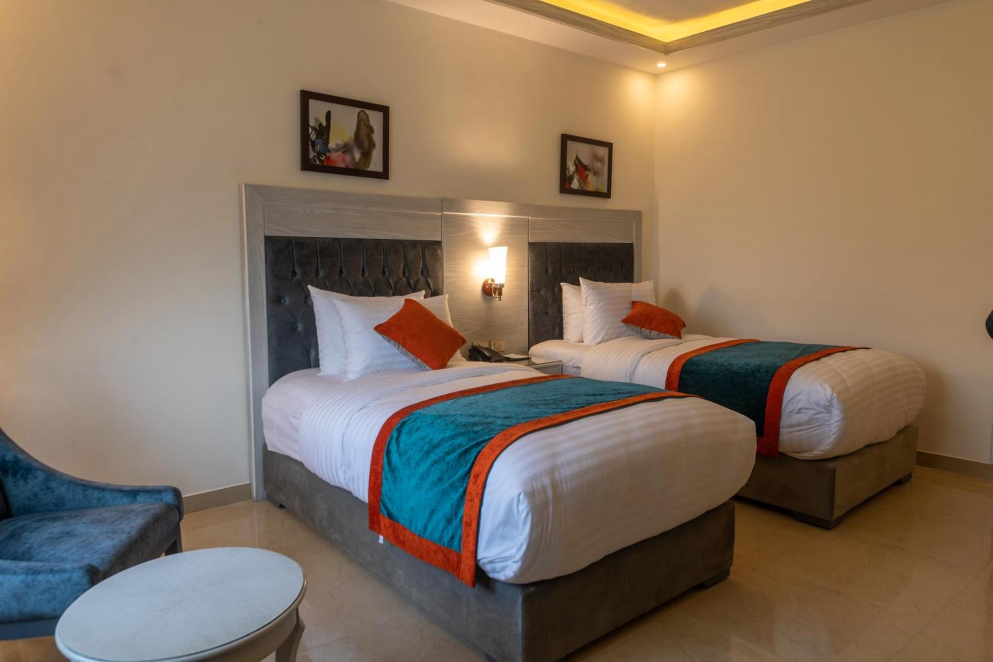 Petra Canyon Hotel Wadi Musa Room photo