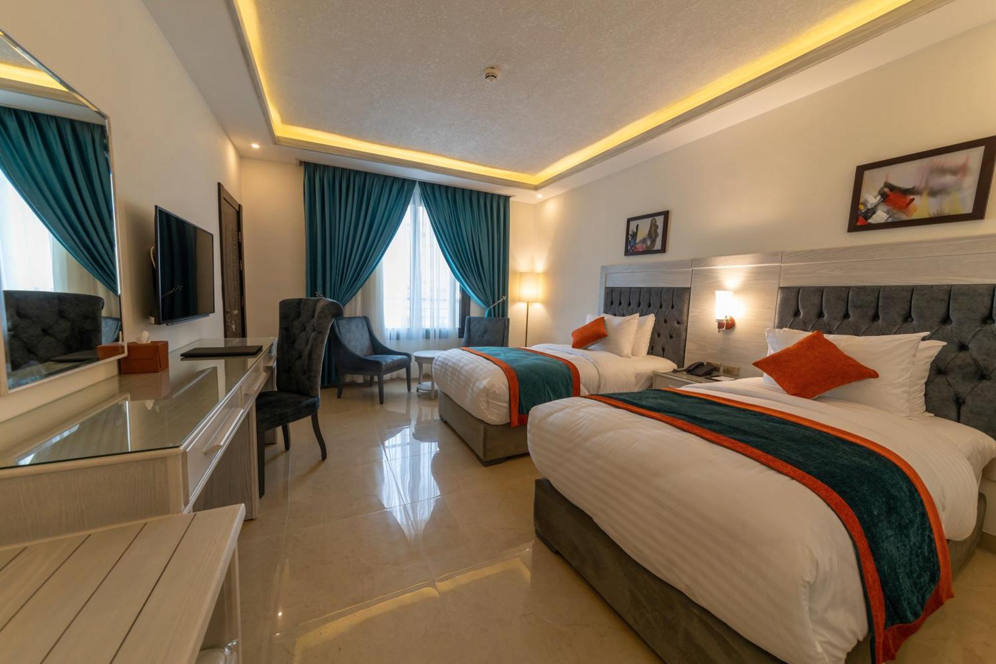 Petra Canyon Hotel Wadi Musa Room photo