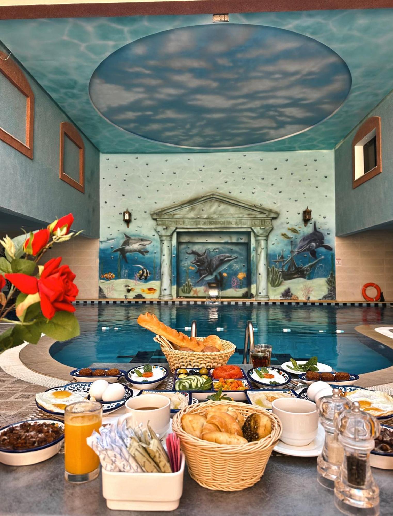 Petra Canyon Hotel Wadi Musa Exterior photo
